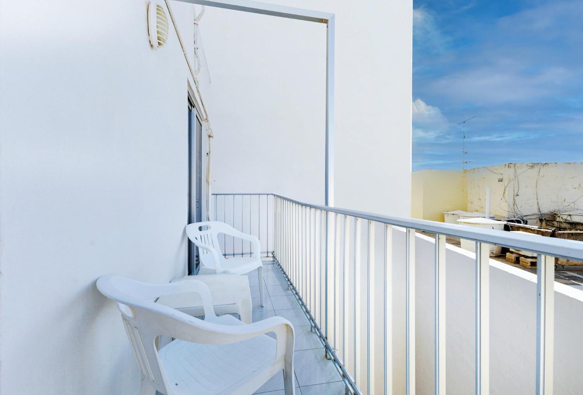 Spacious 2Br Penthouse With A Large Front-Terrace - Close To Bugibba Perched Beach Bahía de San Pablo Exterior foto